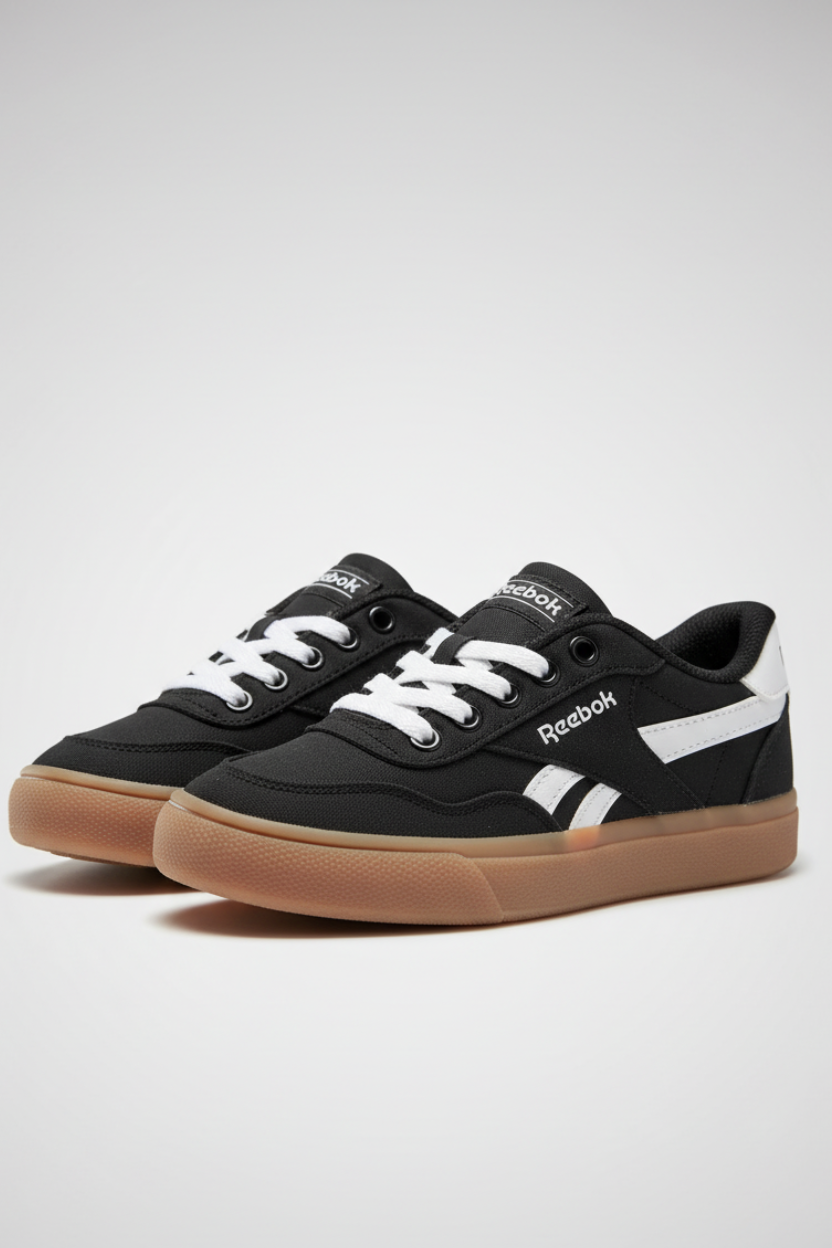 Reebok Zapatos negros para niño